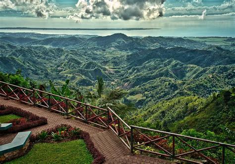 Negros Occidental .